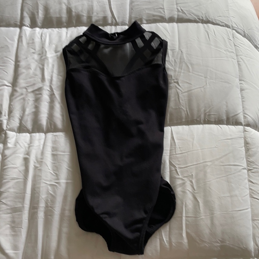 Five Dancewear Lotus Leo - Solid Black